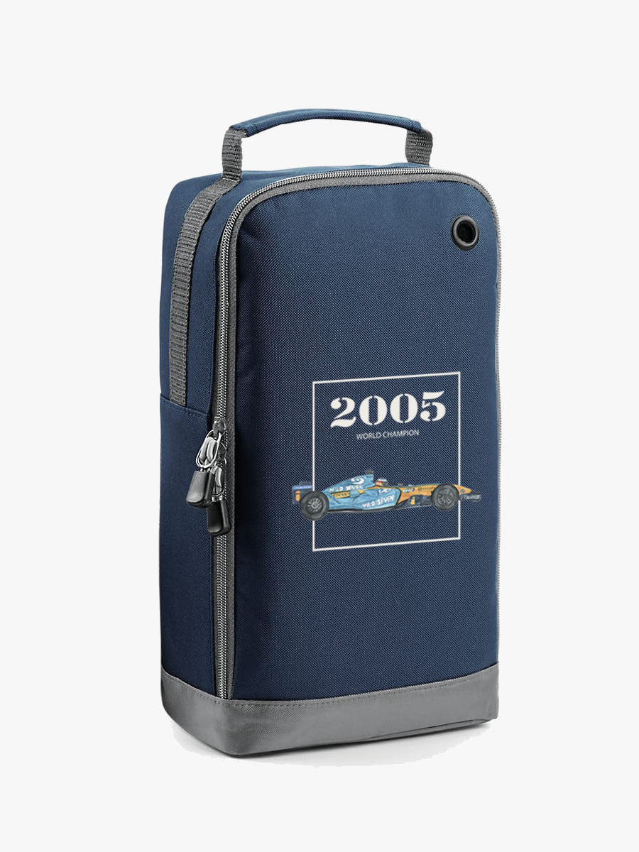 bolsa de zapatillas de color azul con diseño coche alonso 