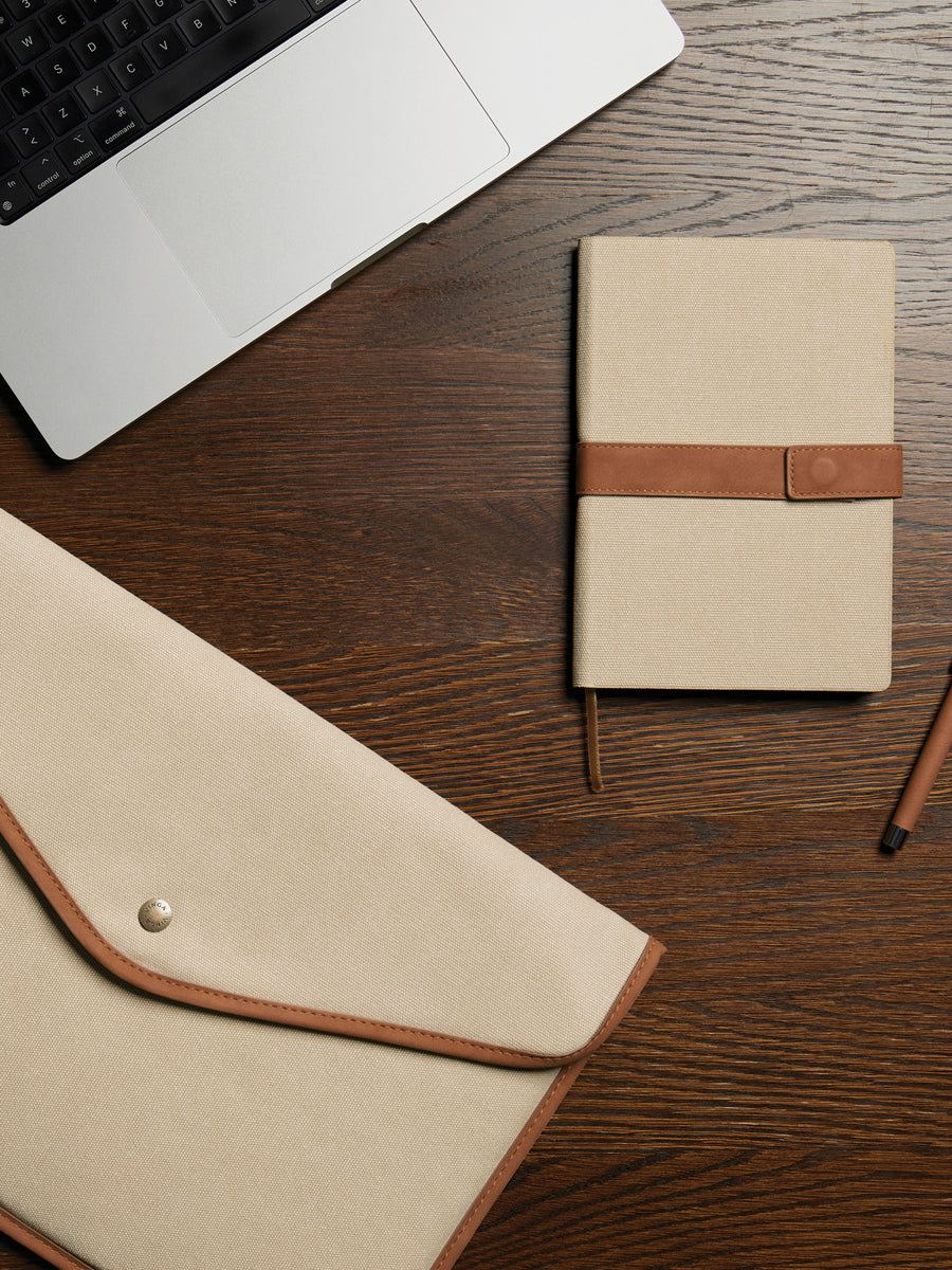 Funda portatil Bordada
