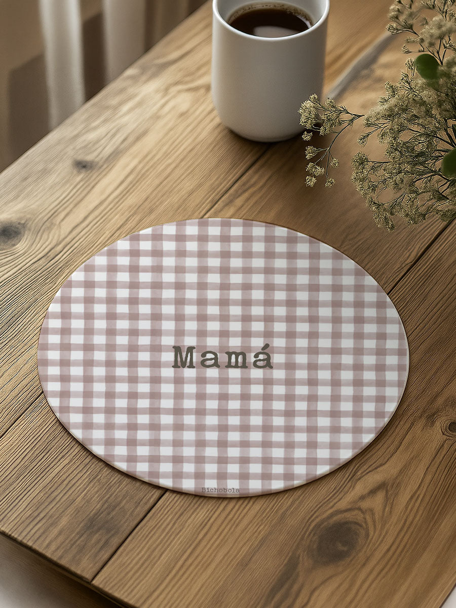 mantel redondo antimanchas diseño vichy rosa, personalizado con el nombre